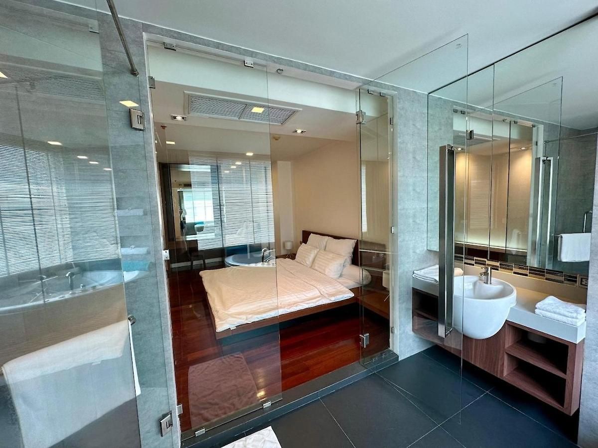อพาร์ทเม้น Fancy Beachfront *