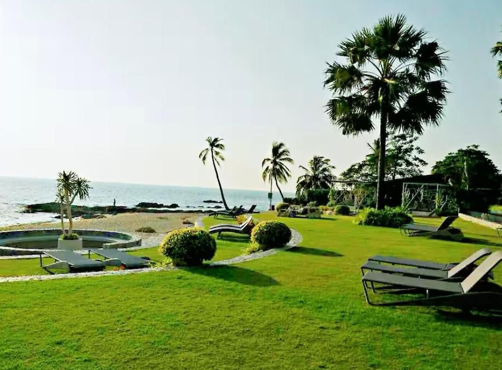 อพาร์ทเม้น The Palm Wongamat Front Sea View Pattaya