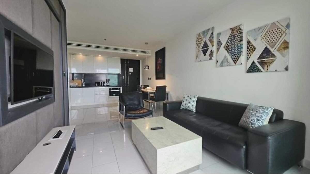Sea & View One Bedroom Near Pool & Wi-fi Thailand อพาร์ทเม้น Pattaya