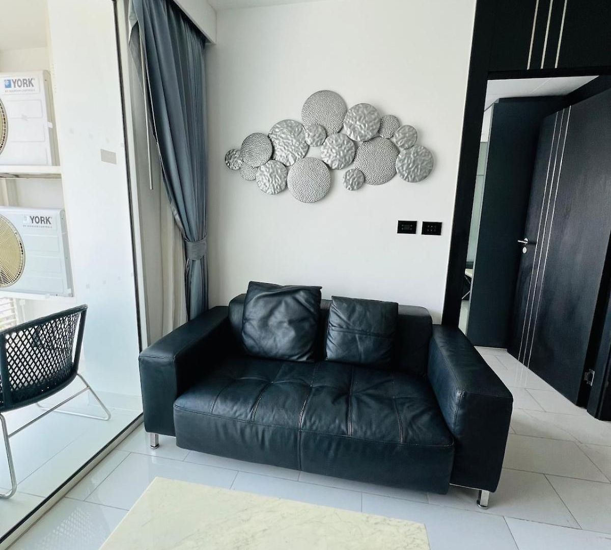 อพาร์ทเม้น Sea View 1br The Sky
