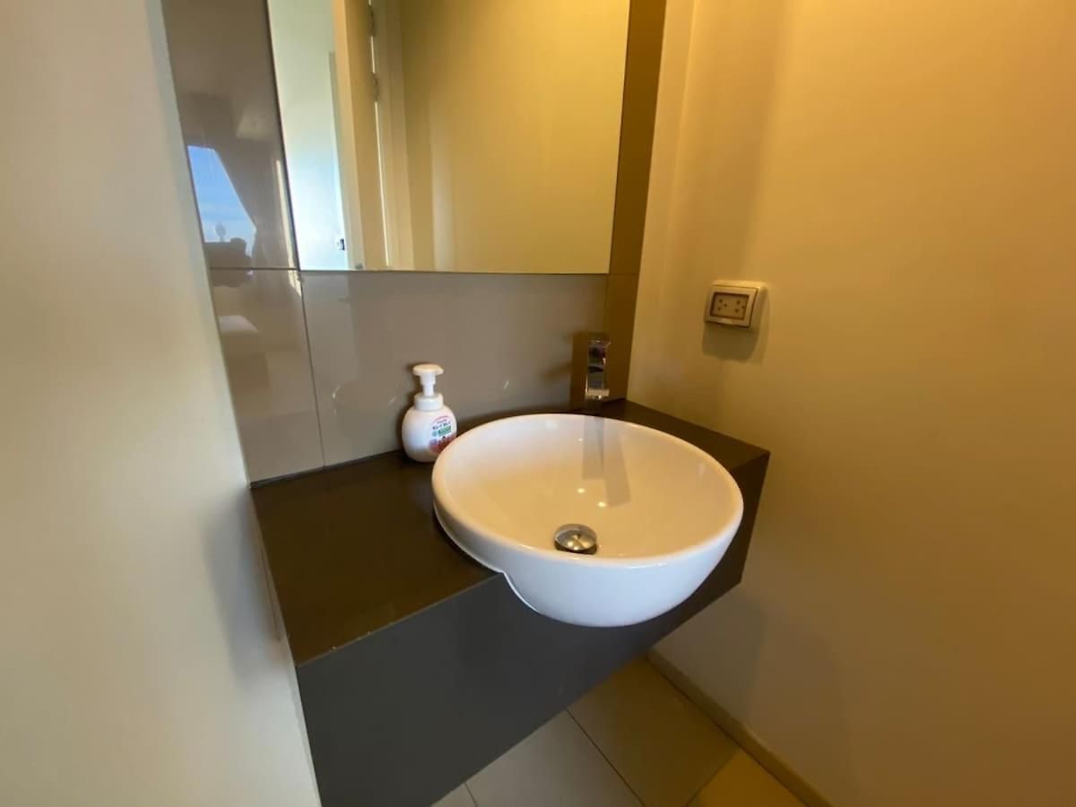 High Floor 2br Sea View Prime Location