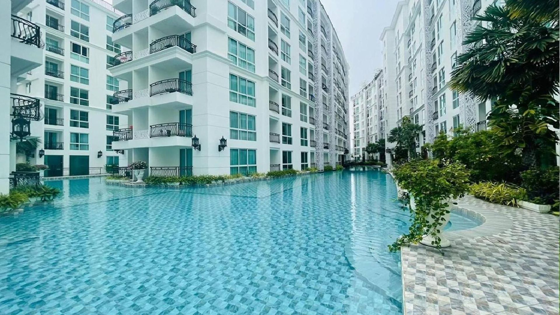 Great Location At - Affordable Luxury Pattaya