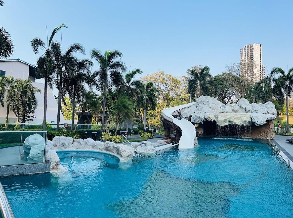 Sea View 1br The Sky อพาร์ทเม้น *