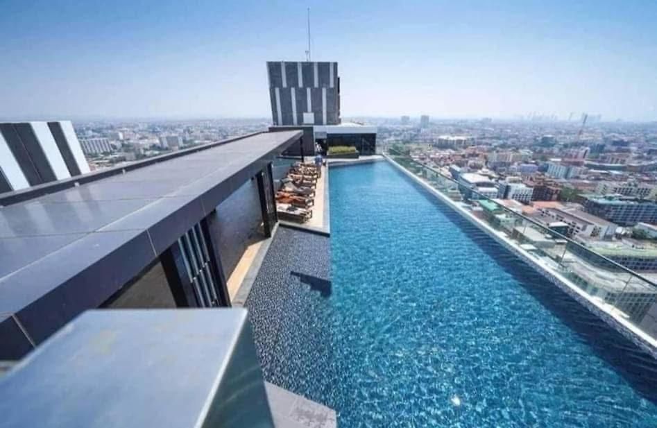 Apartment The Base Seaview Pattaya