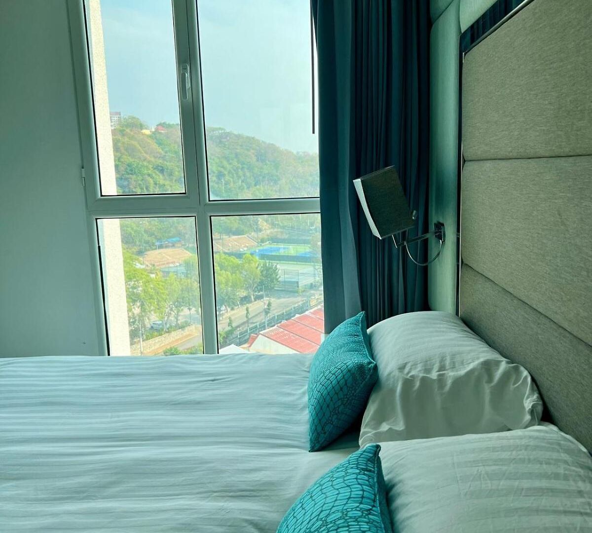 อพาร์ทเม้น Sea View 1br The Sky