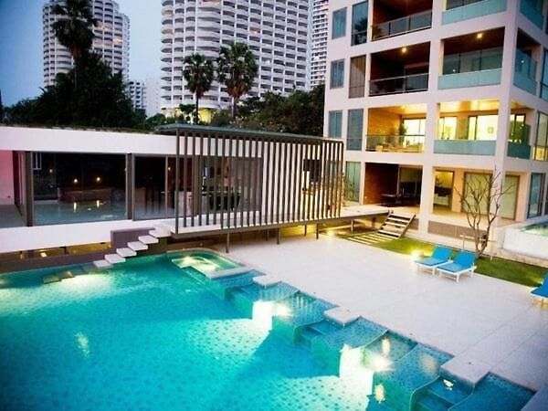 อพาร์ทเม้น Fancy Beachfront Pattaya