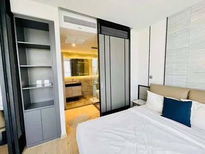 อพาร์ทเม้น Pattaya Sea View Room In Andromeda Condo
