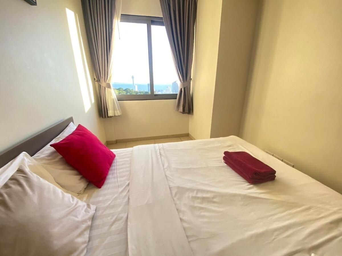 High Floor 2br Sea View Prime Location *