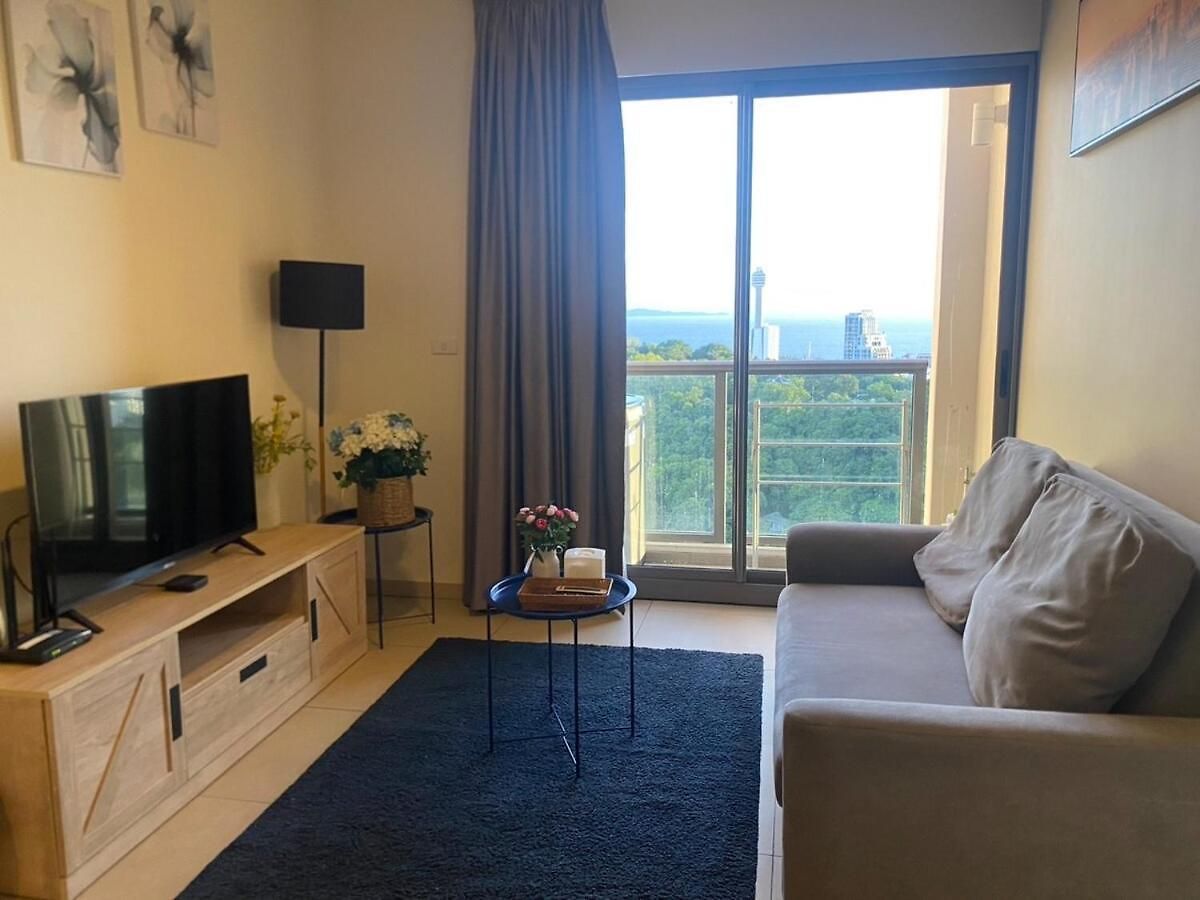 High Floor 2br Sea View Prime Location อพาร์ทเม้น Pattaya
