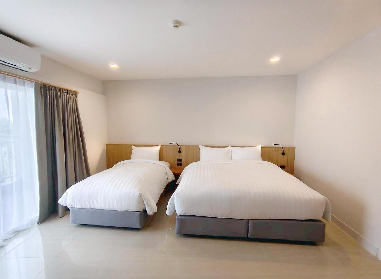 โรงแรม Manditel North