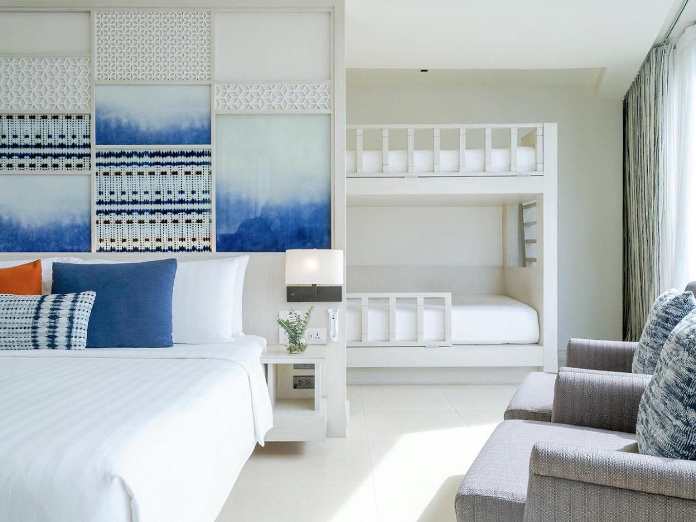โรงแรม Amari 5*
