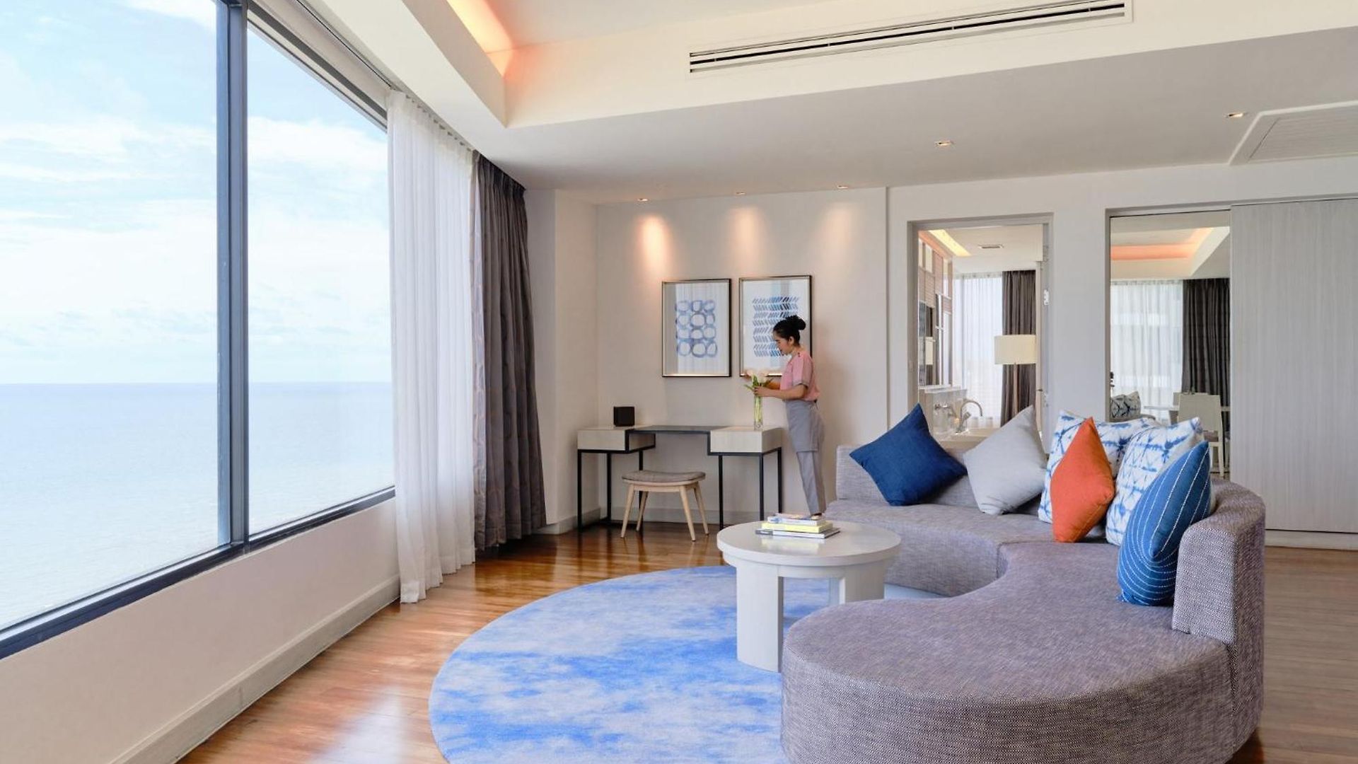 โรงแรม Amari 5*