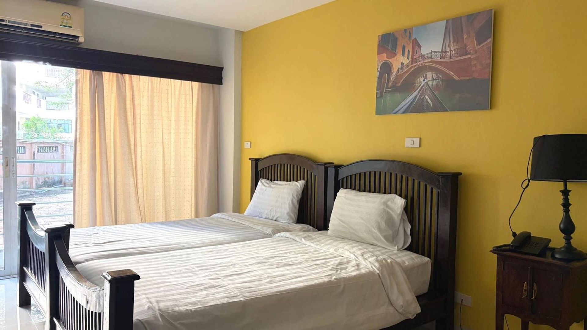 โรงแรม Sunday Wongamat Privacy 4*