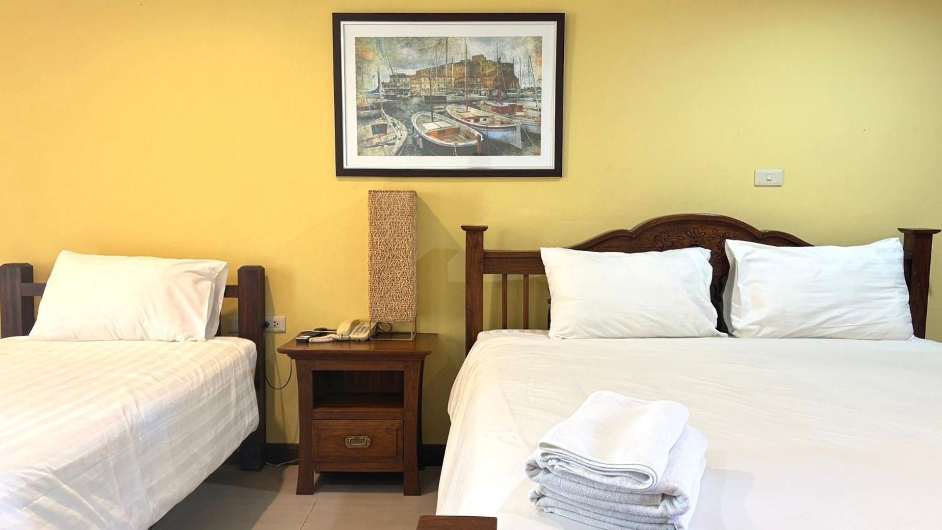 Sunday Wongamat Privacy โรงแรม