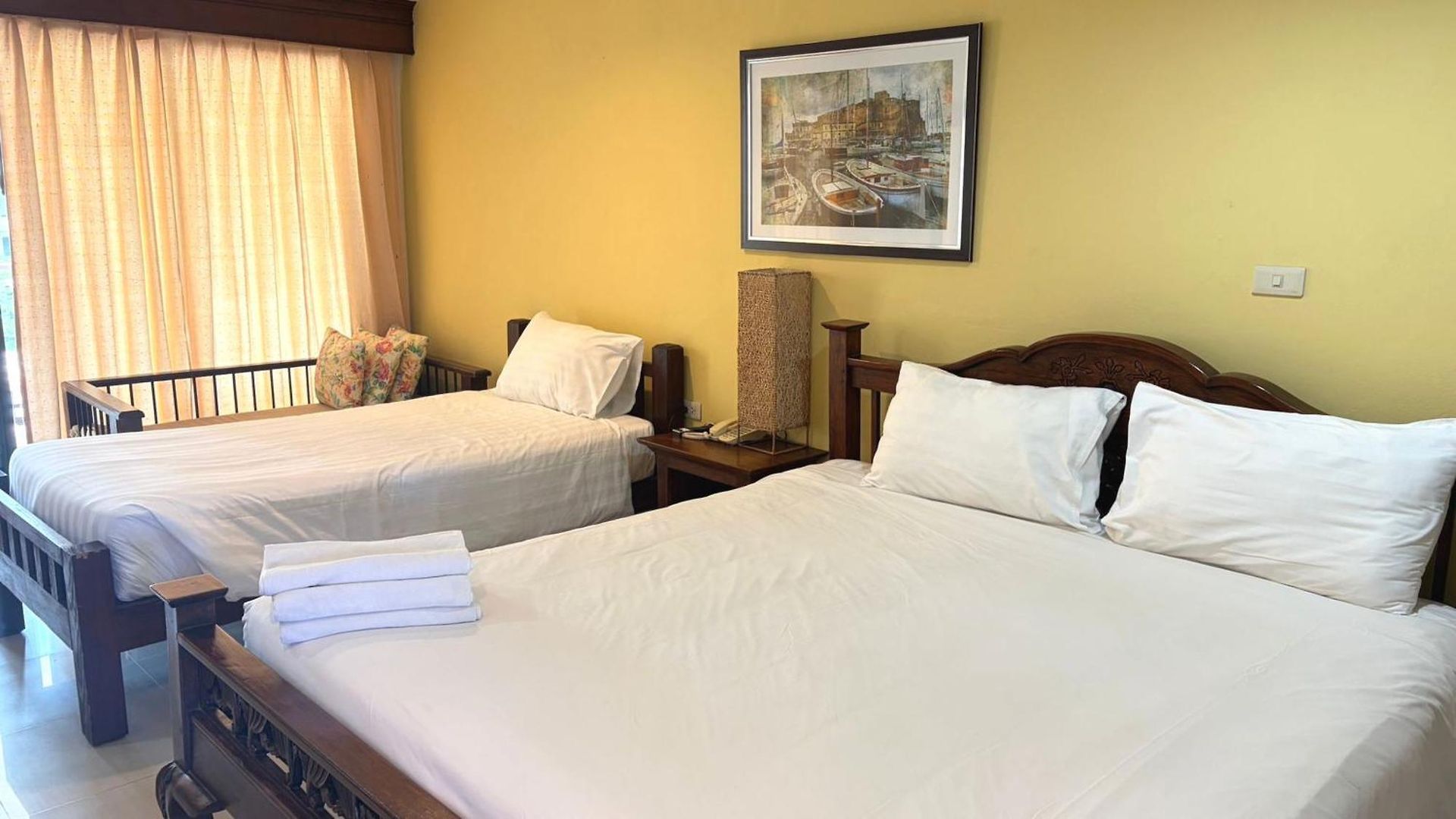 Sunday Wongamat Privacy โรงแรม 4*