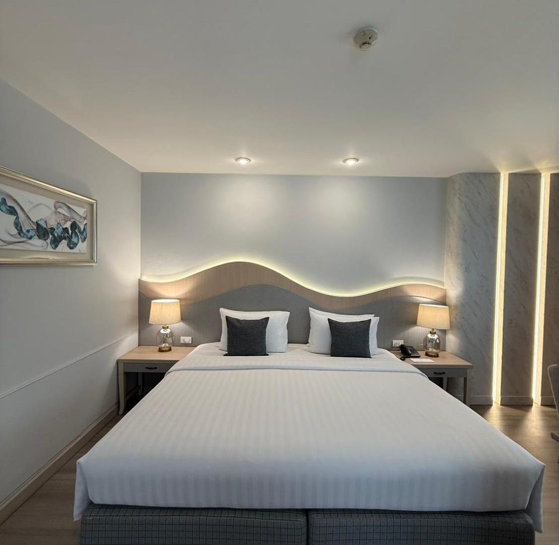 โรงแรม Empress 3*