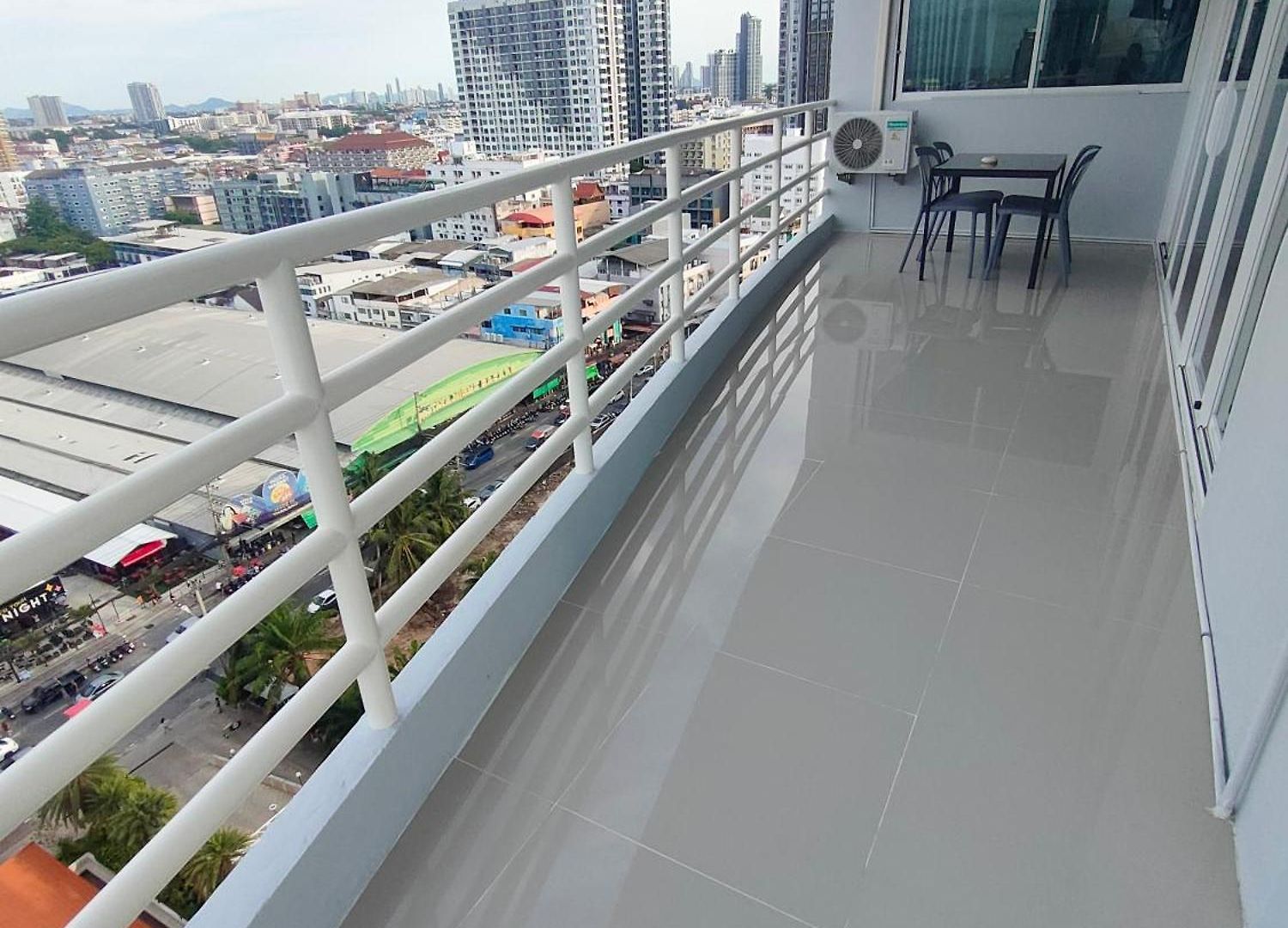 อพาร์ทเม้น View Talay6 By Blue Ocean *