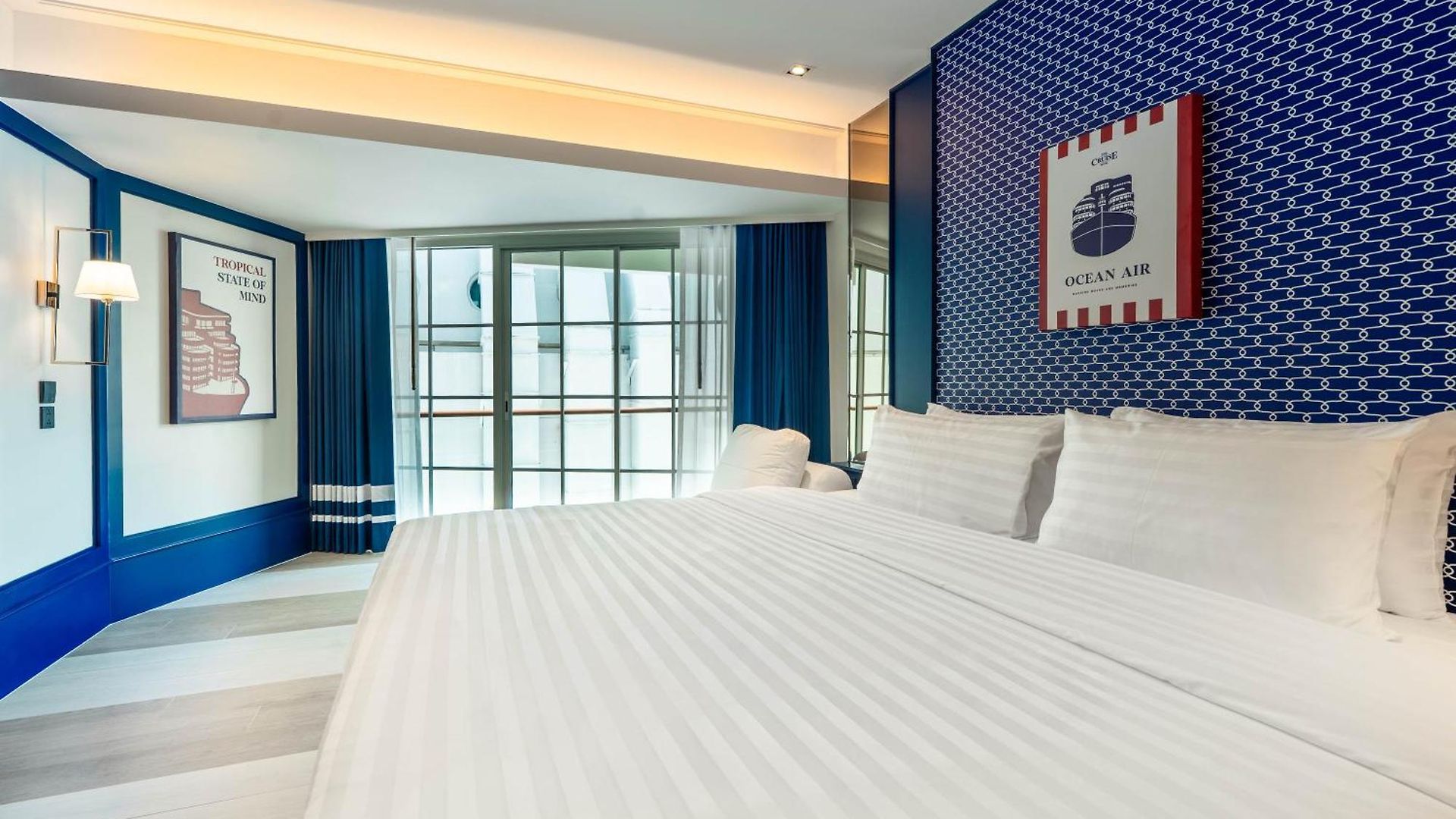 โรงแรม The Cruise 4*