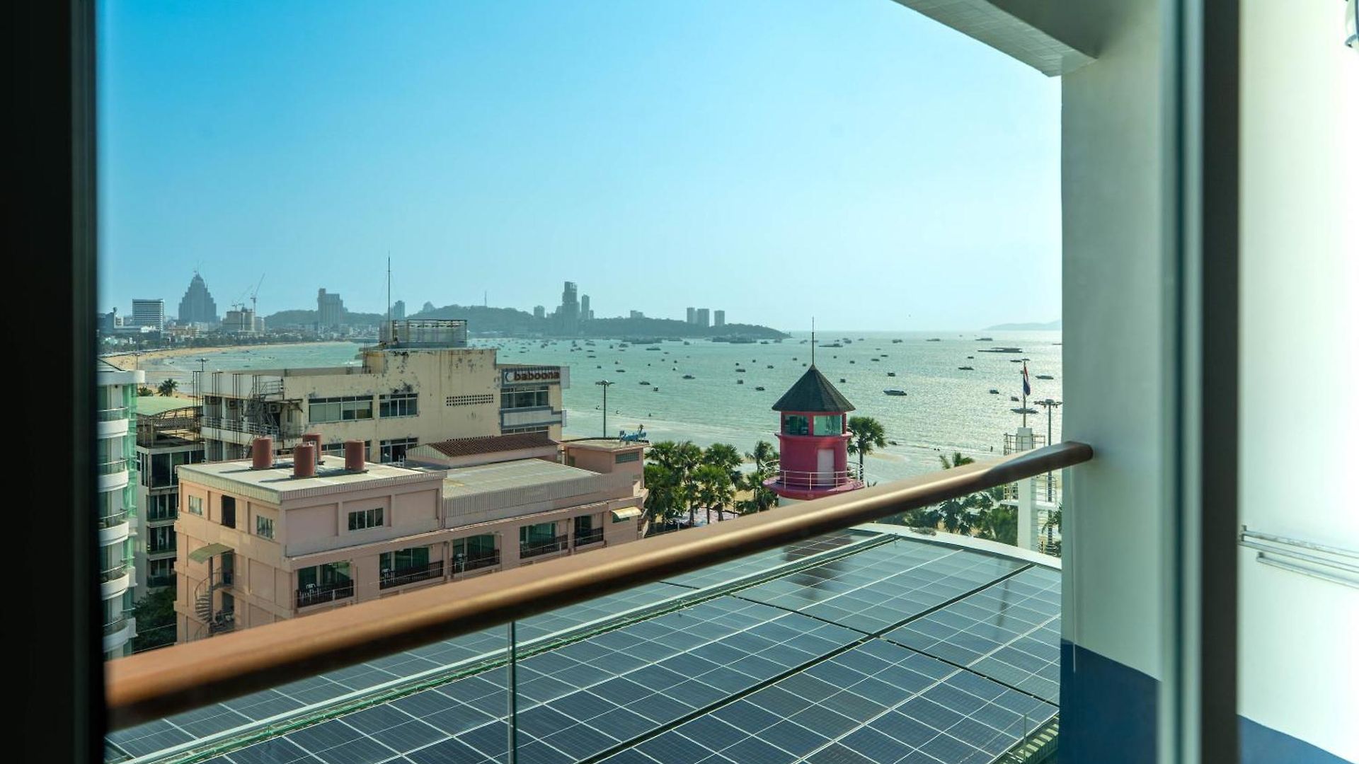 โรงแรม The Cruise Pattaya
