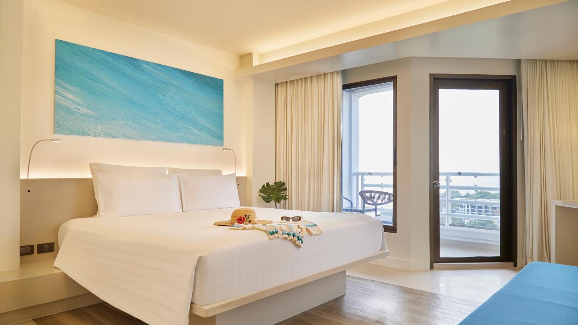โรงแรม Pullman G Pattaya