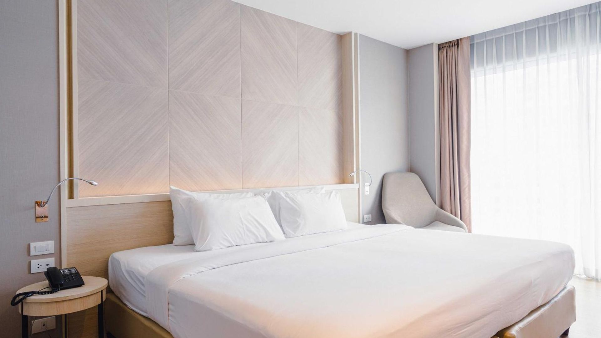 โรงแรม อริกาลอด์จ 4*
