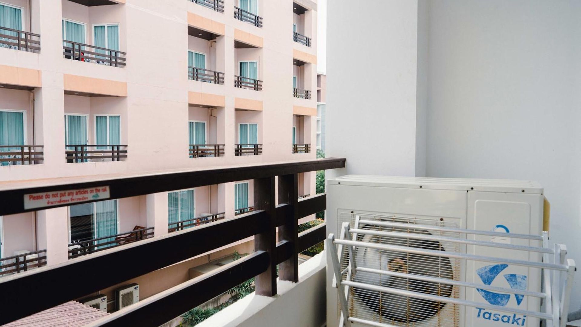 โรงแรม อริกาลอด์จ 4*