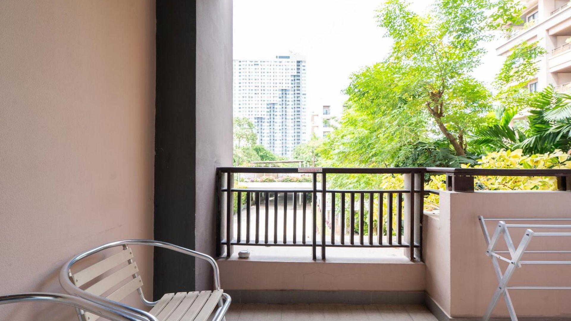 โรงแรม อริกาลอด์จ Pattaya