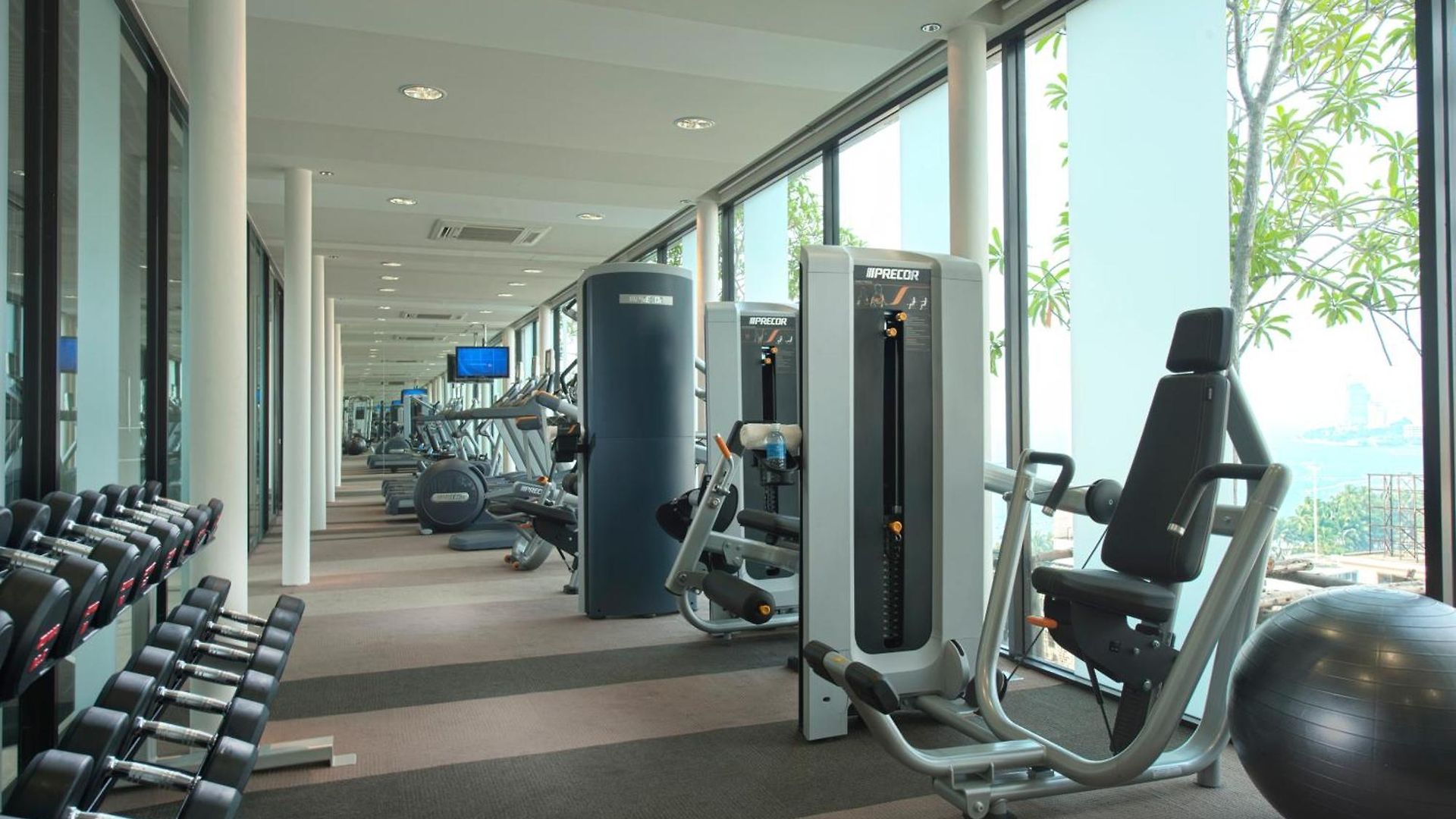 โรงแรมฮิลตัน พัทยา - Sha Extra 5* Pattaya