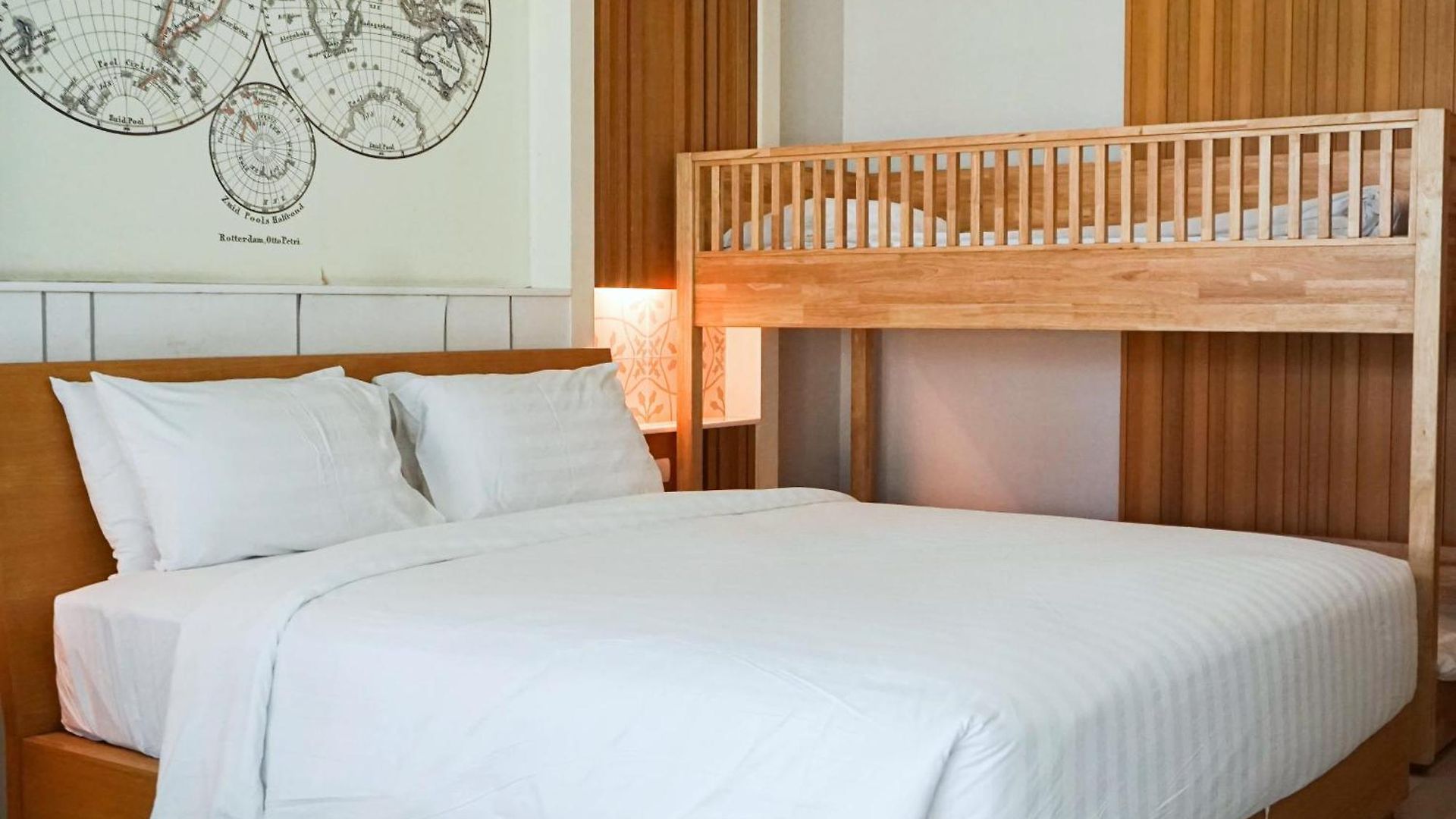 Welcome World Beachfront โรงแรม Pattaya