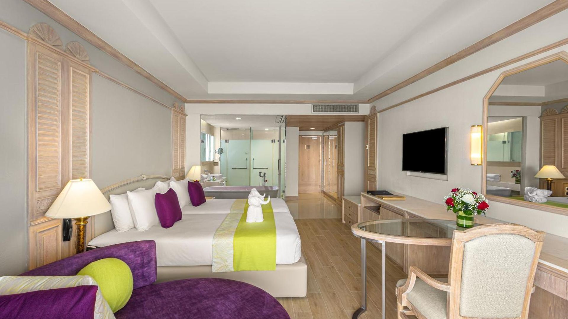 Royal Cliff Grand โรงแรม Pattaya