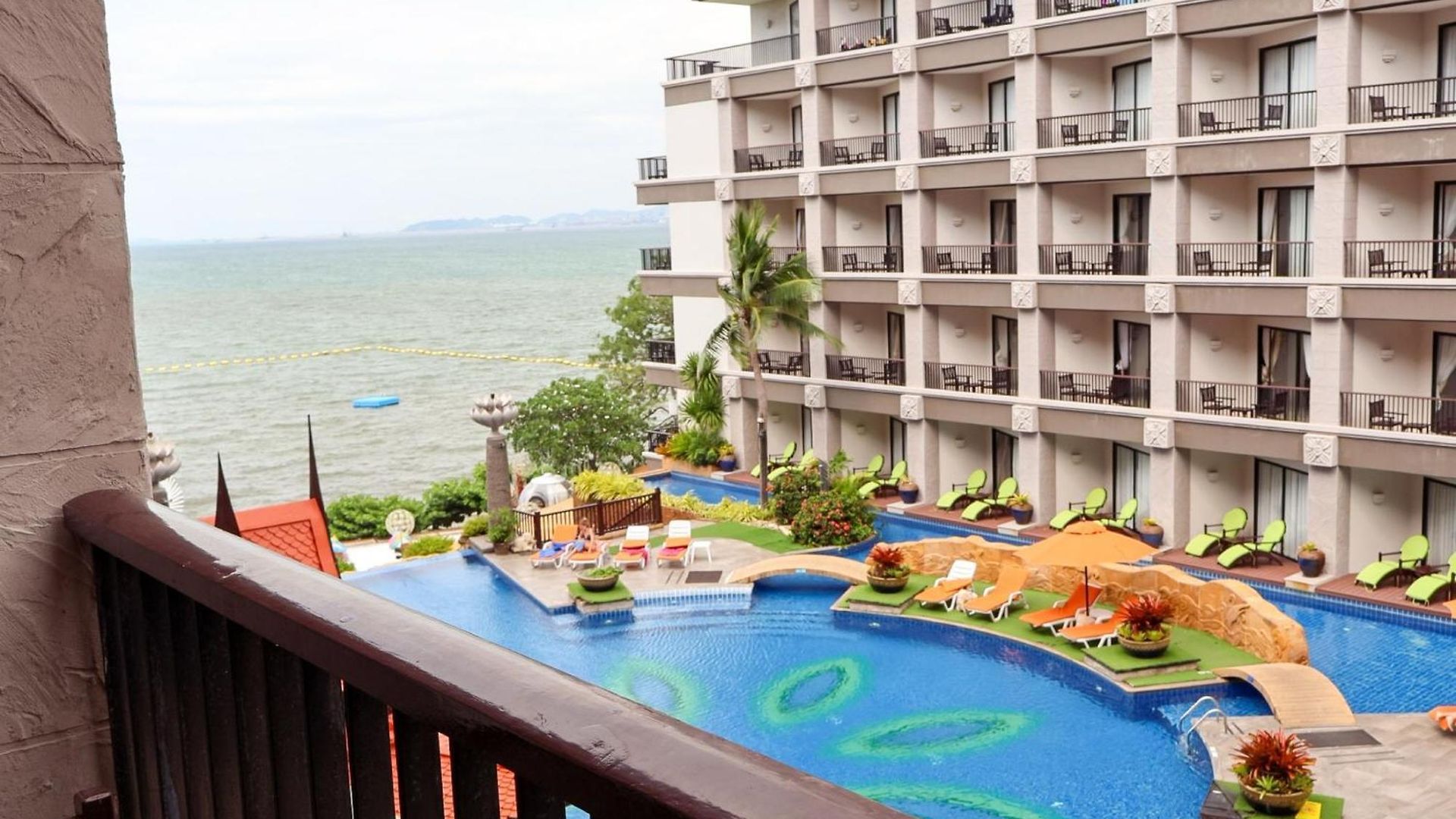 รีสอร์ท Garden Cliff And