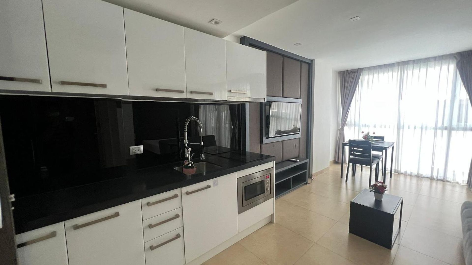 Central Pattaya Apartments อพาร์ทเม้น *