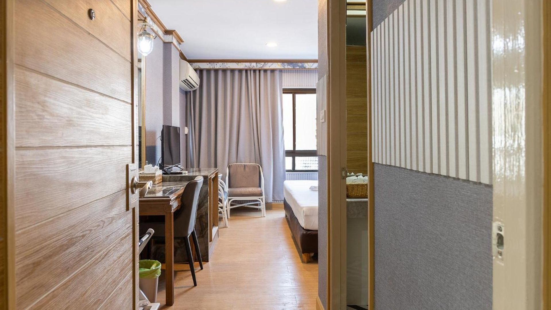 Hotel Pattaya Beach โรงแรม 2*