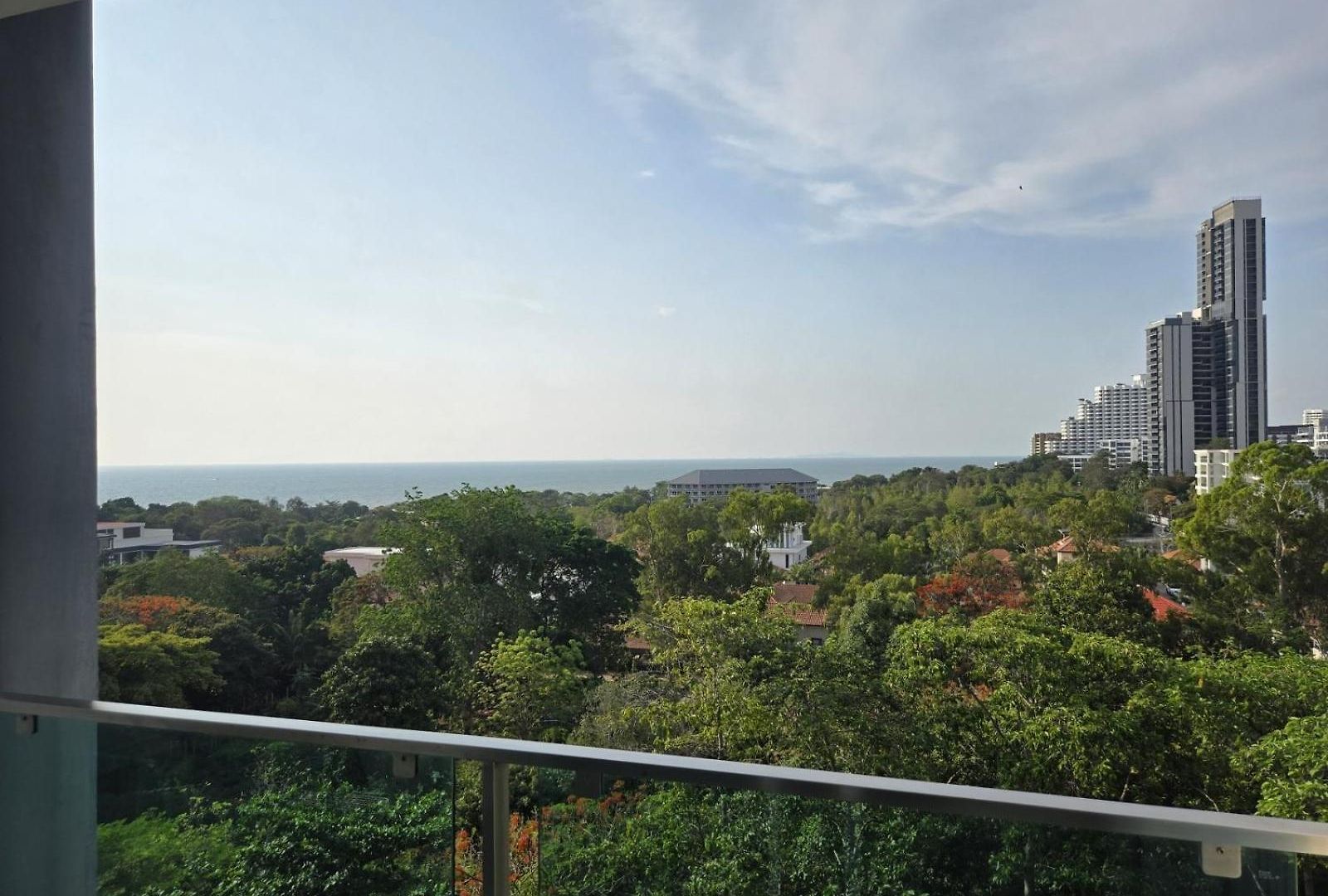 อพาร์ทเม้น One Tower 84 By Thaiminatorpattaya *