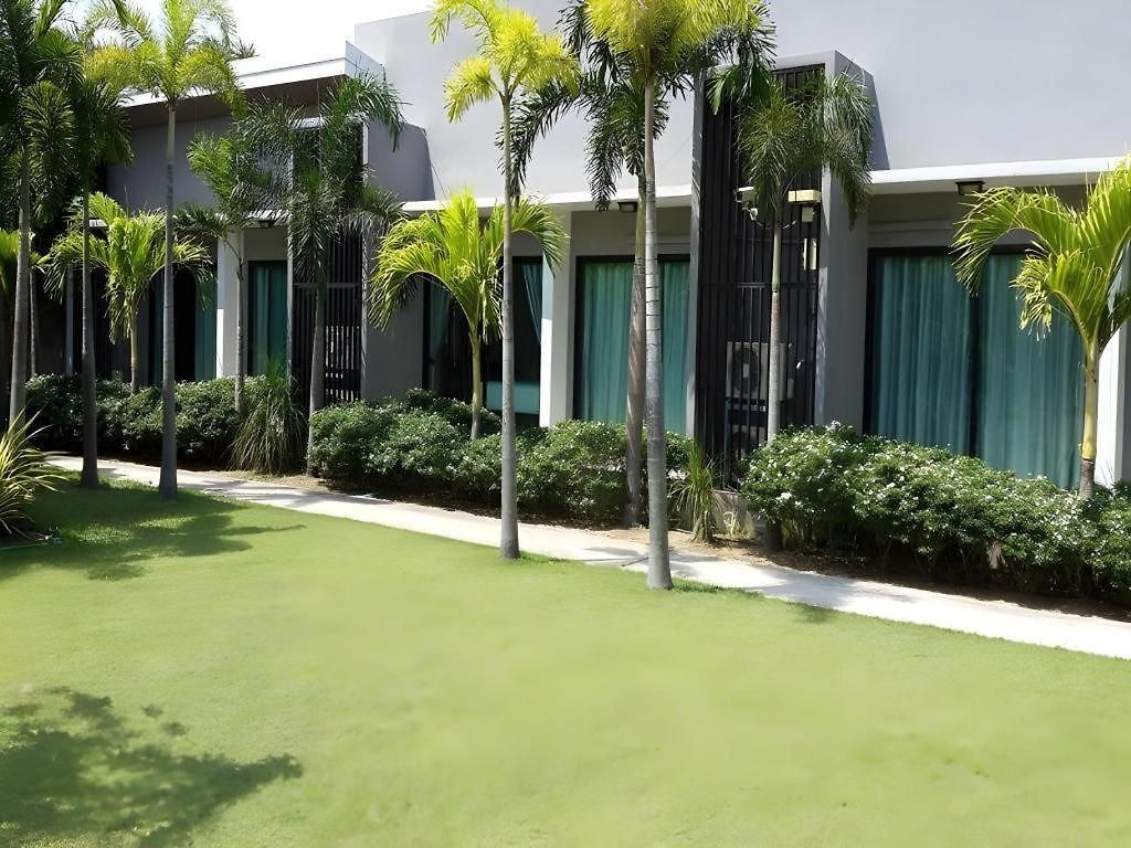 โรงแรม Sritrakul Place 3*