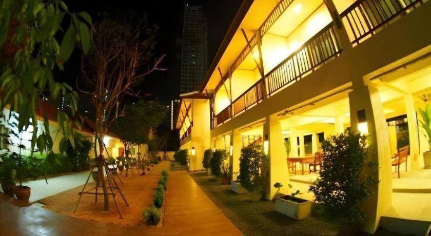 รีสอร์ท Lotusland