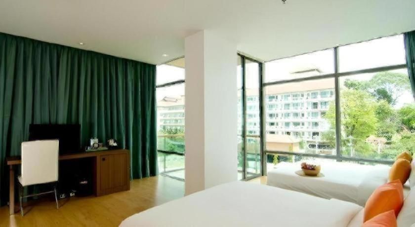 โรงแรม Seven Zea Chic 4*