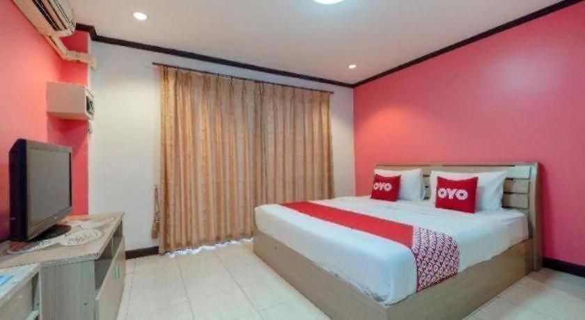 โรงแรม Oyo 75327 Diyana Pattaya