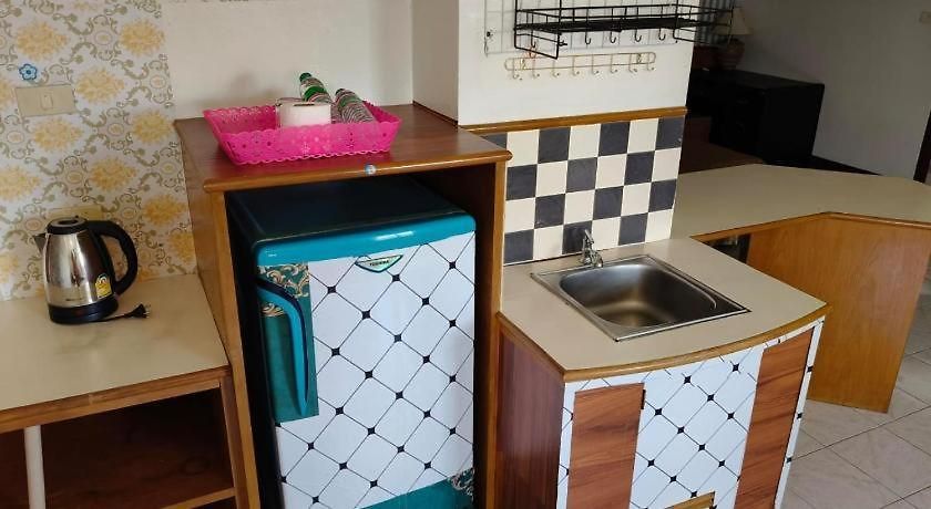 โรงแรม Naza Orchid