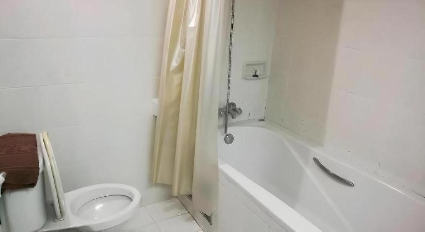 Diamond Place โรงแรม 3*