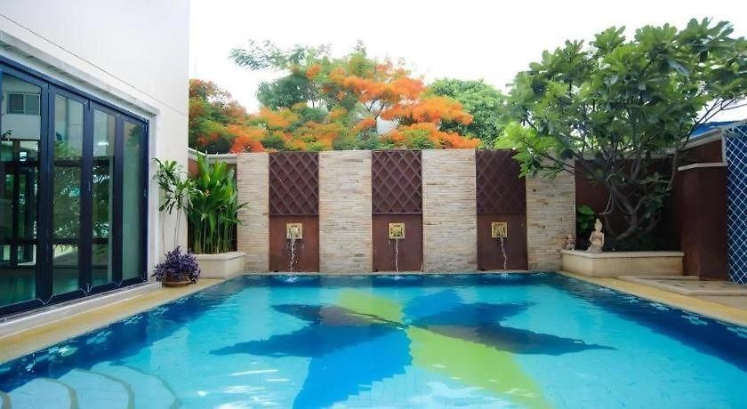 Diamond Place โรงแรม