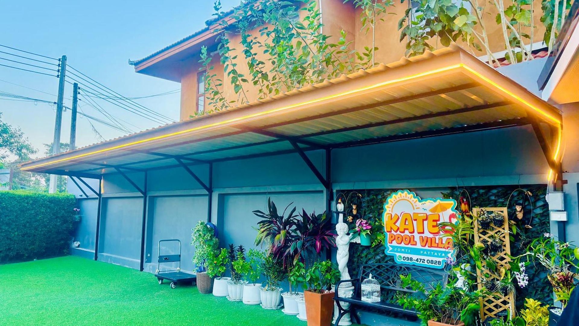 Kate Pool Jomtien Pattaya