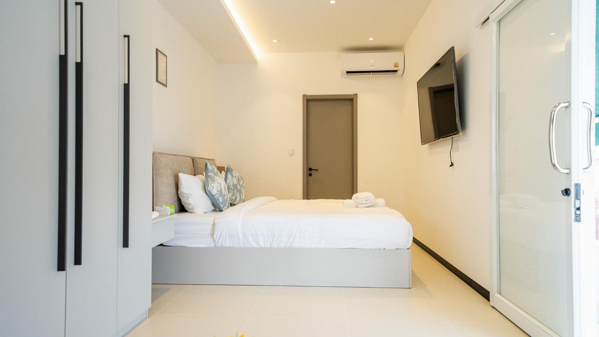 Villa Wonderland Moonstone 4 Bedroom Luxury Pool Pattaya