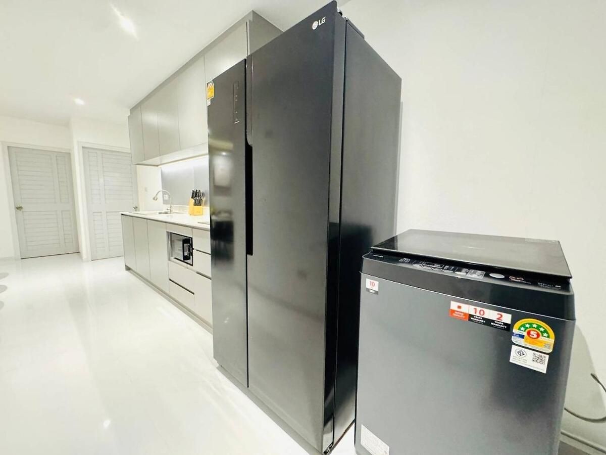 129 Wongamat, 4br, 300m From * Pattaya
