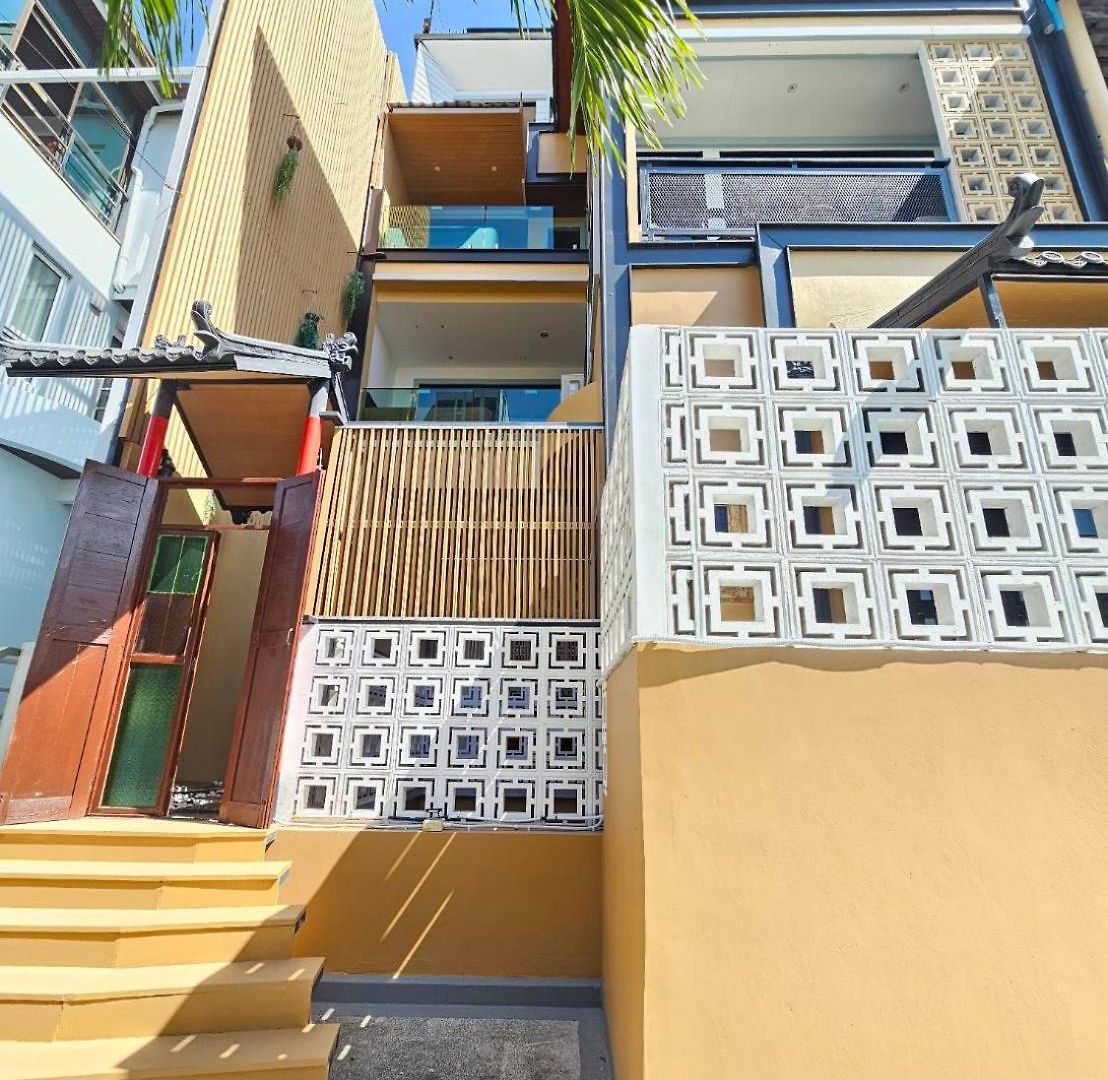 M&m Rooftop
