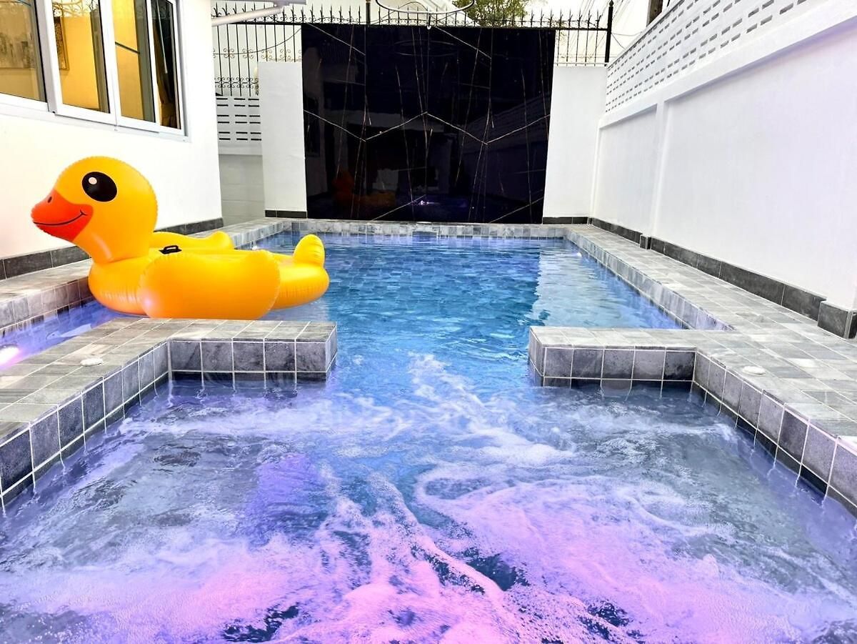 วิลล่า 129 Wongamat, 4br, 300m From Pattaya