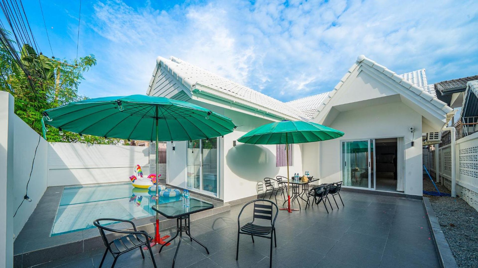 Wonderland Moonstone 4 Bedroom Luxury Pool