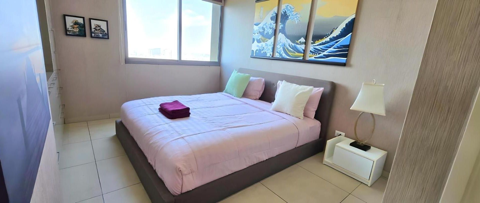 2 Bed High Floor Sea View - In Pattaya