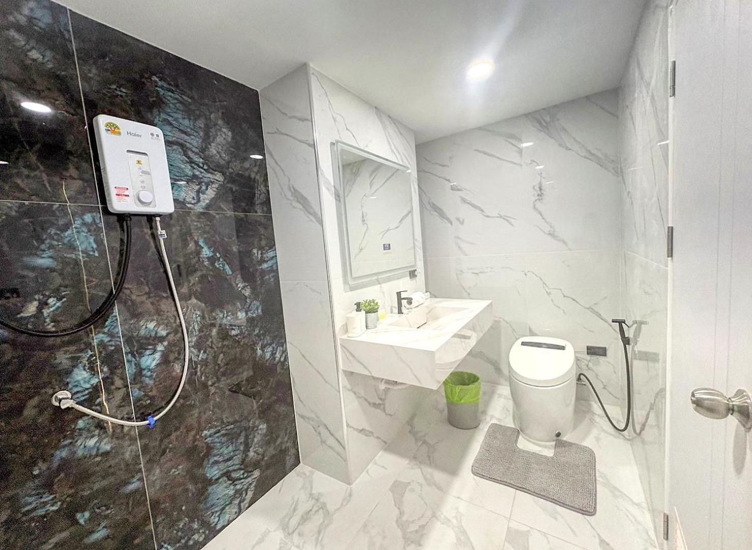 Apartment The Ocean Pearl - Steps Waterpark & Market *