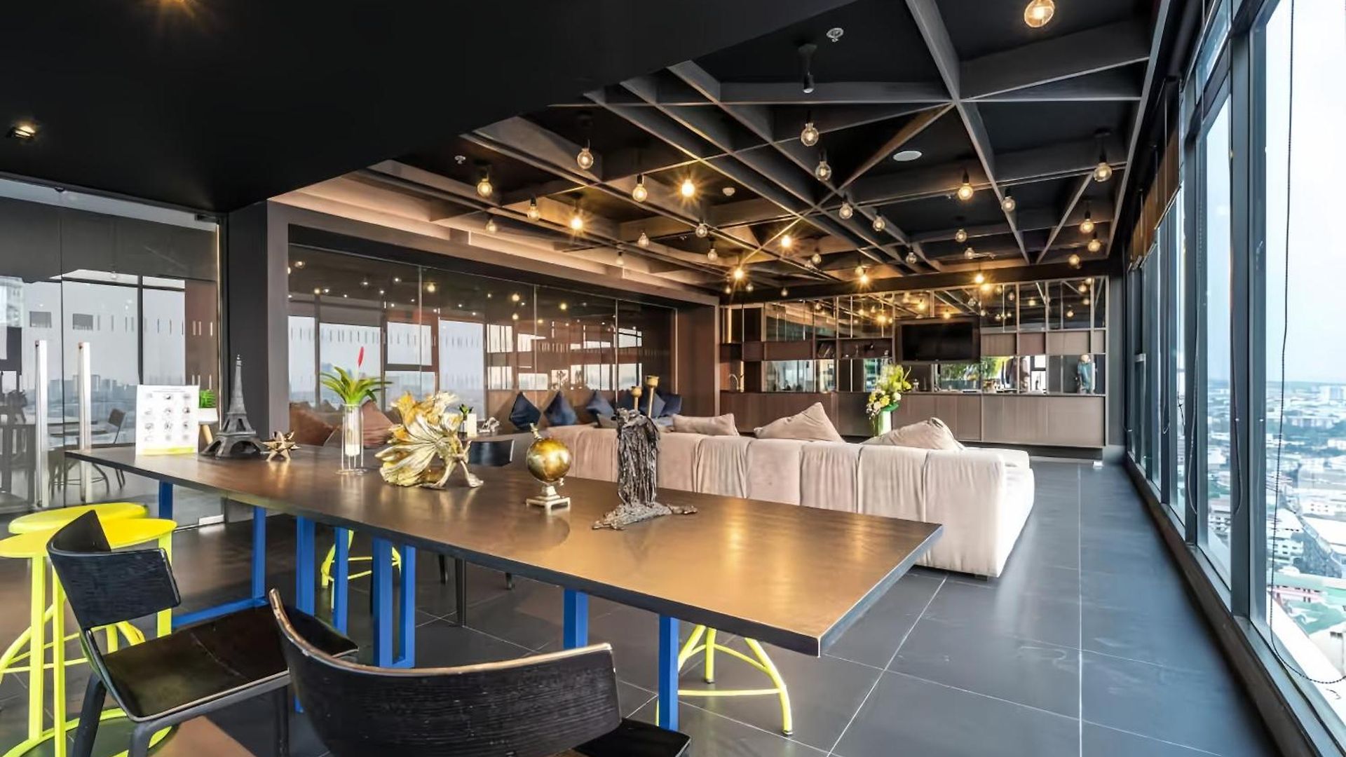 The Base อพาร์ทเม้น Pattaya